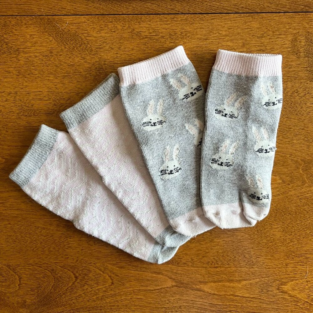 Gap bunny toddler socks *Free in bundle*